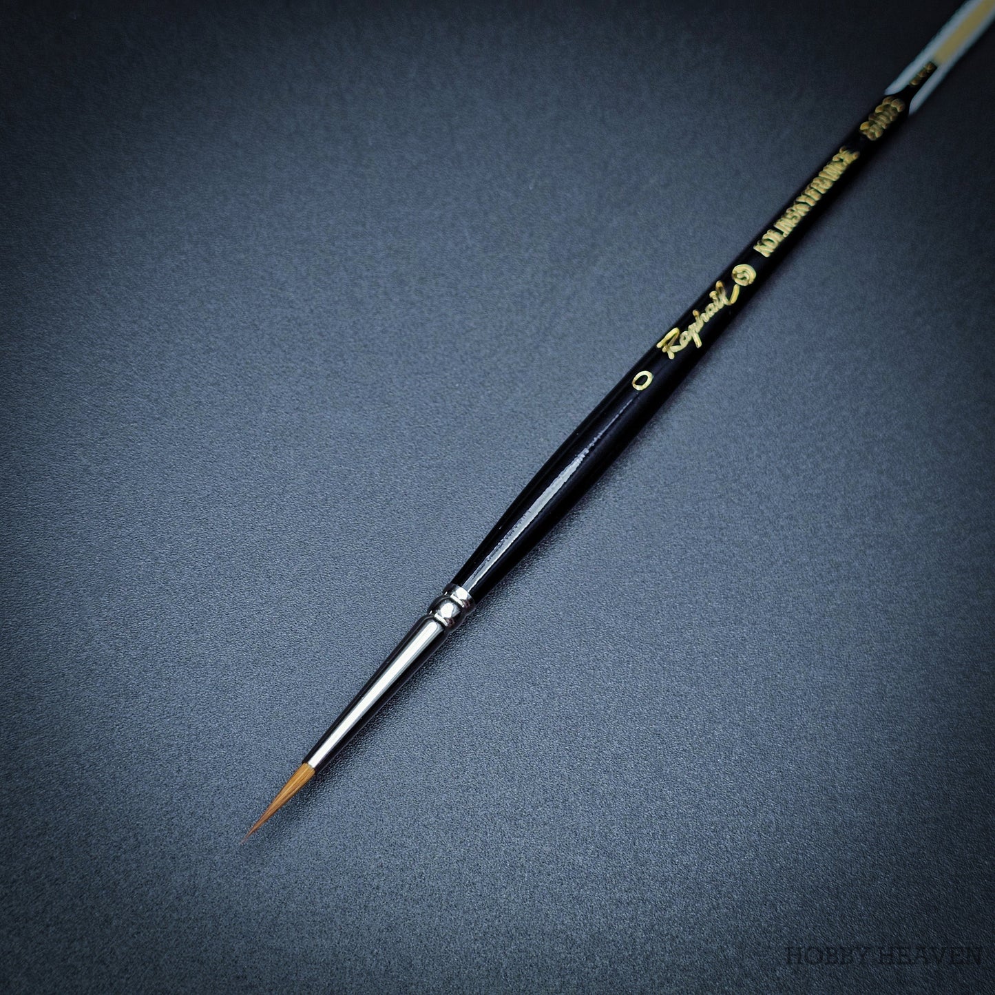 Raphael Series 8408 — Kolinsky Sable Round