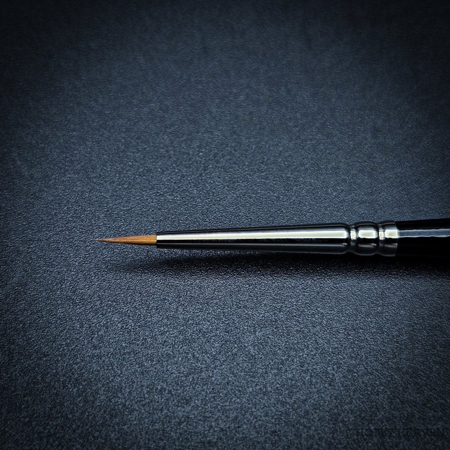 Raphael Series 8402 — Kolinsky Sable Round