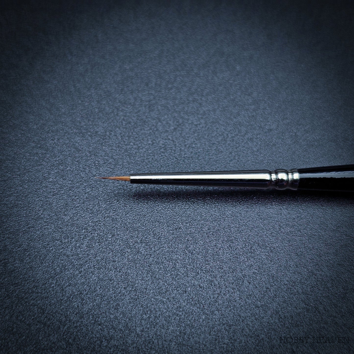 Raphael Series 8408 — Kolinsky Sable Round