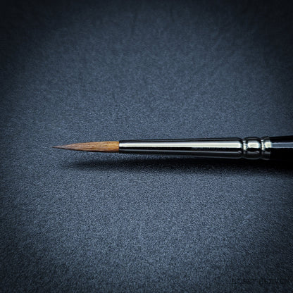 Raphael Series 8402 — Kolinsky Sable Round