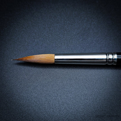 Raphael Series 8402 — Kolinsky Sable Round