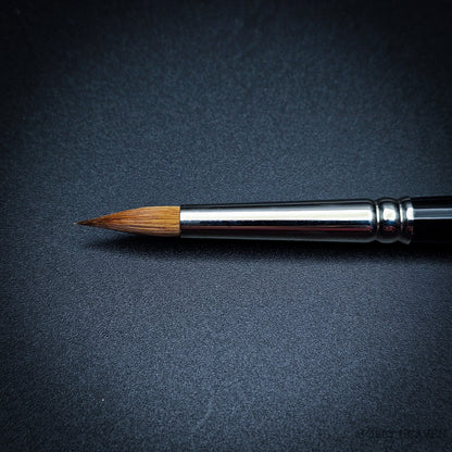 Raphael Series 8400 — Kolinsky Sable Round