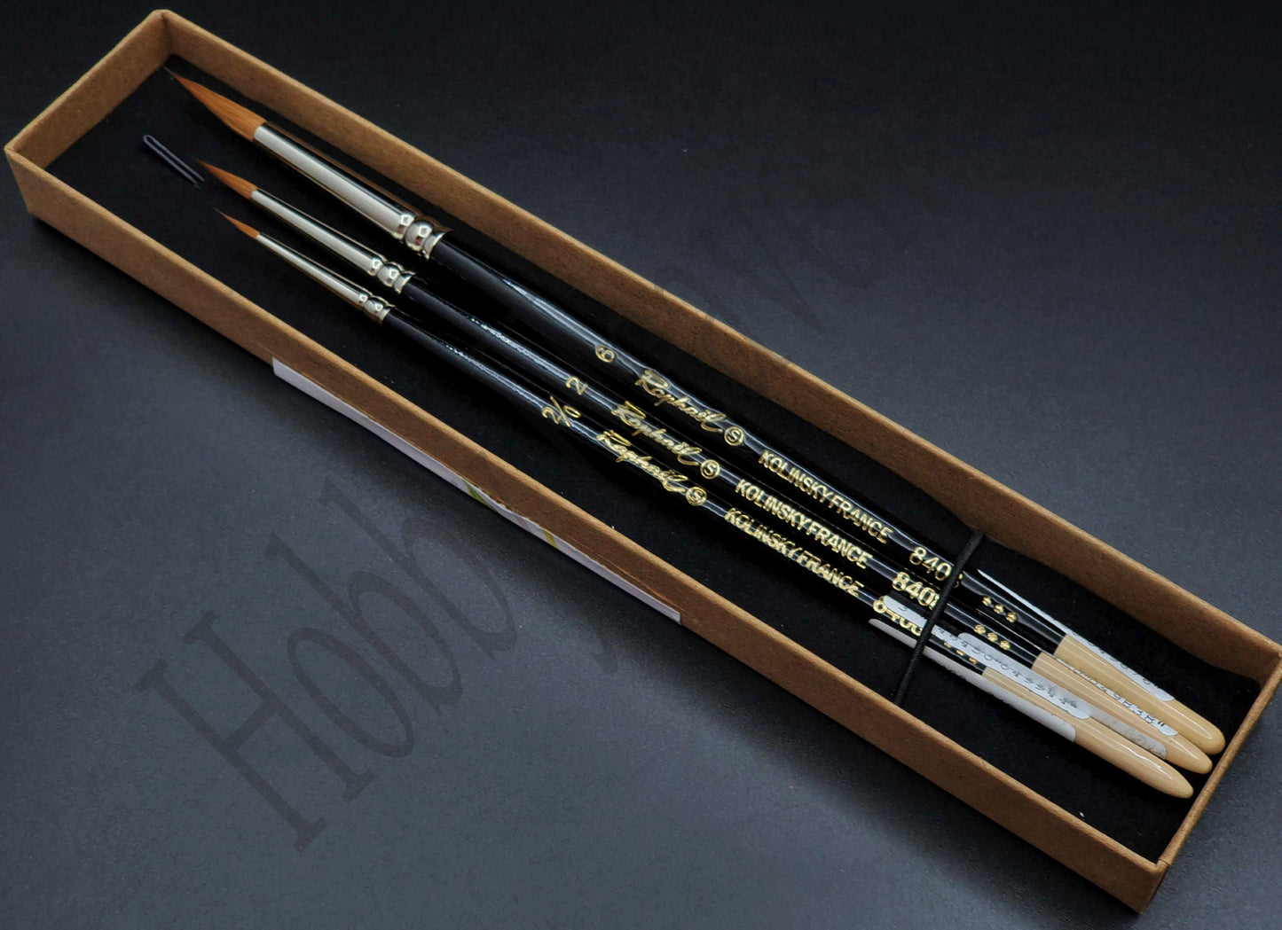 Raphael Series 8408 Set — Kolinsky Sable Round