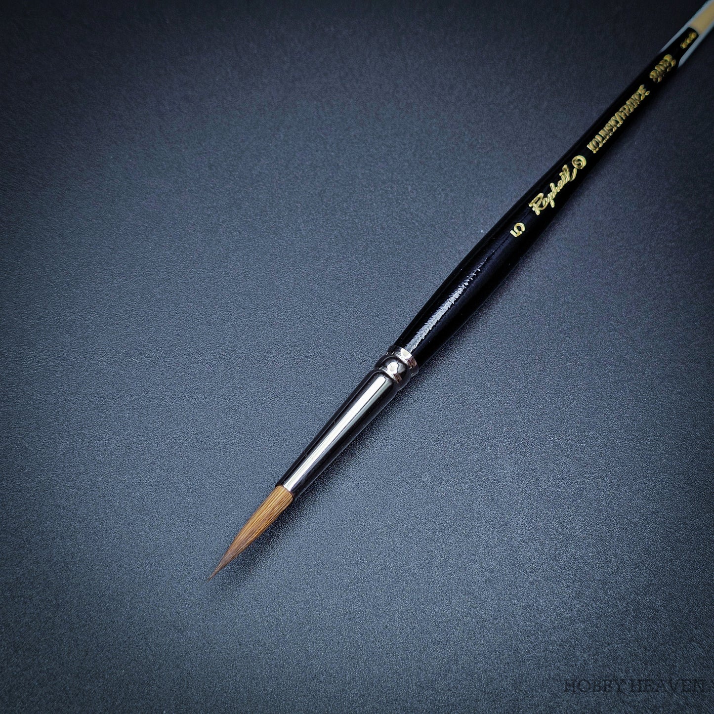 Raphael Series 8408 — Kolinsky Sable Round