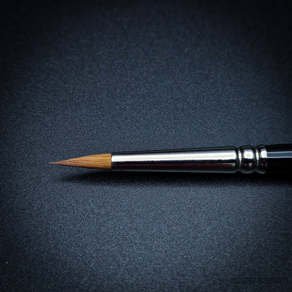 Raphael Series 8400 — Kolinsky Sable Round
