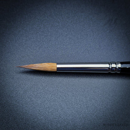 Raphael Series 8408 — Kolinsky Sable Round