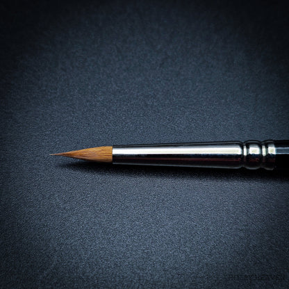 Raphael Series 8400 — Kolinsky Sable Round