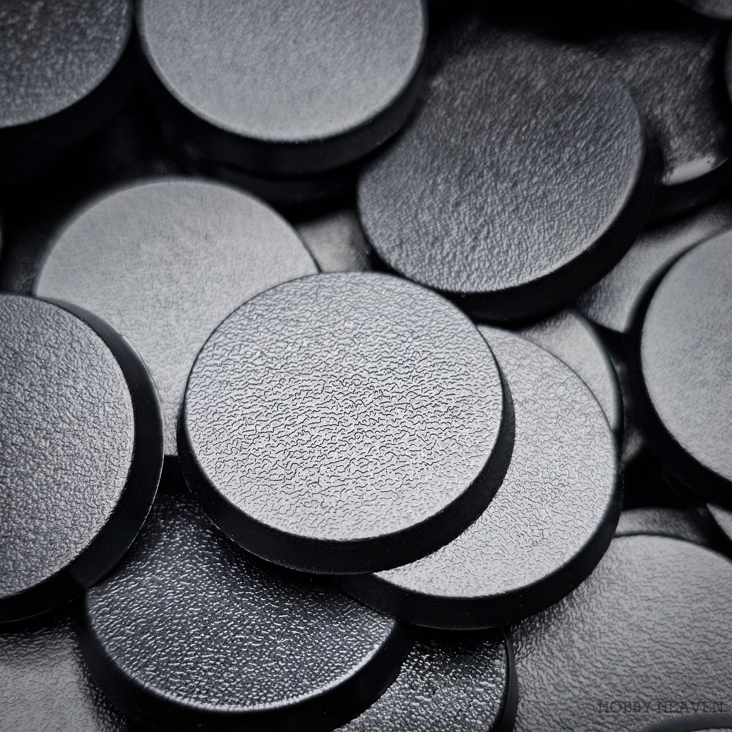 32mm Round Plain Plastic Bases