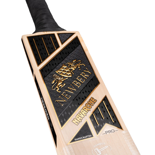 Newbery Navarone Cricket Bat