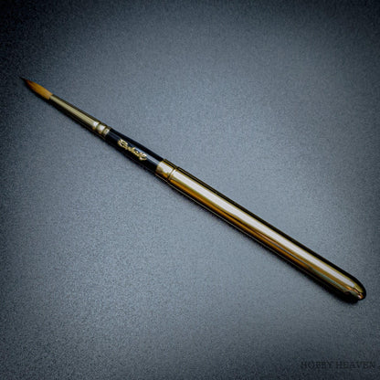 Raphael 8404 — Kolinsky Sable Round