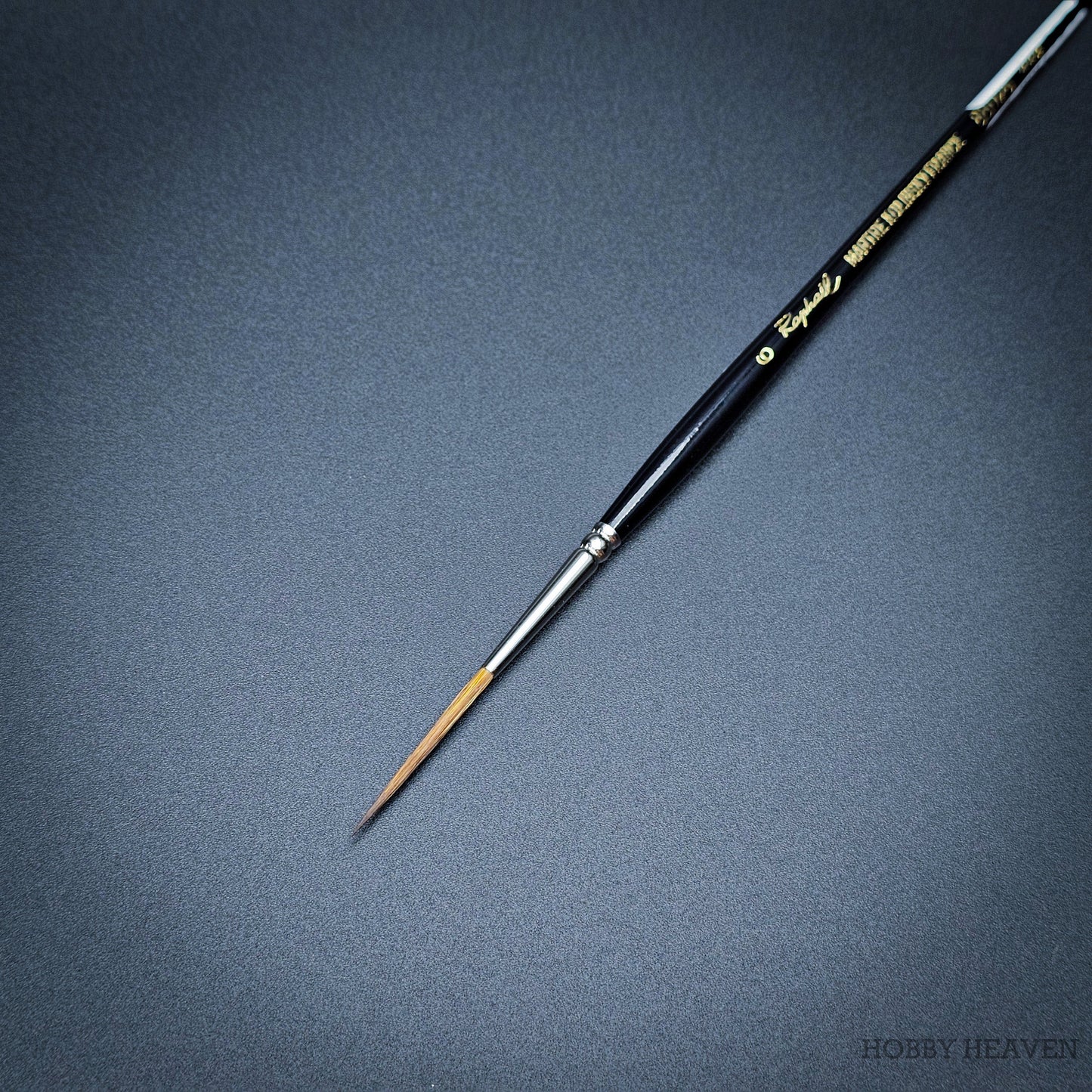 Raphael Series 88026 — Kolinsky Sable Round