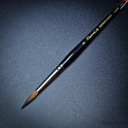 Raphael 8404 — Kolinsky Sable Round