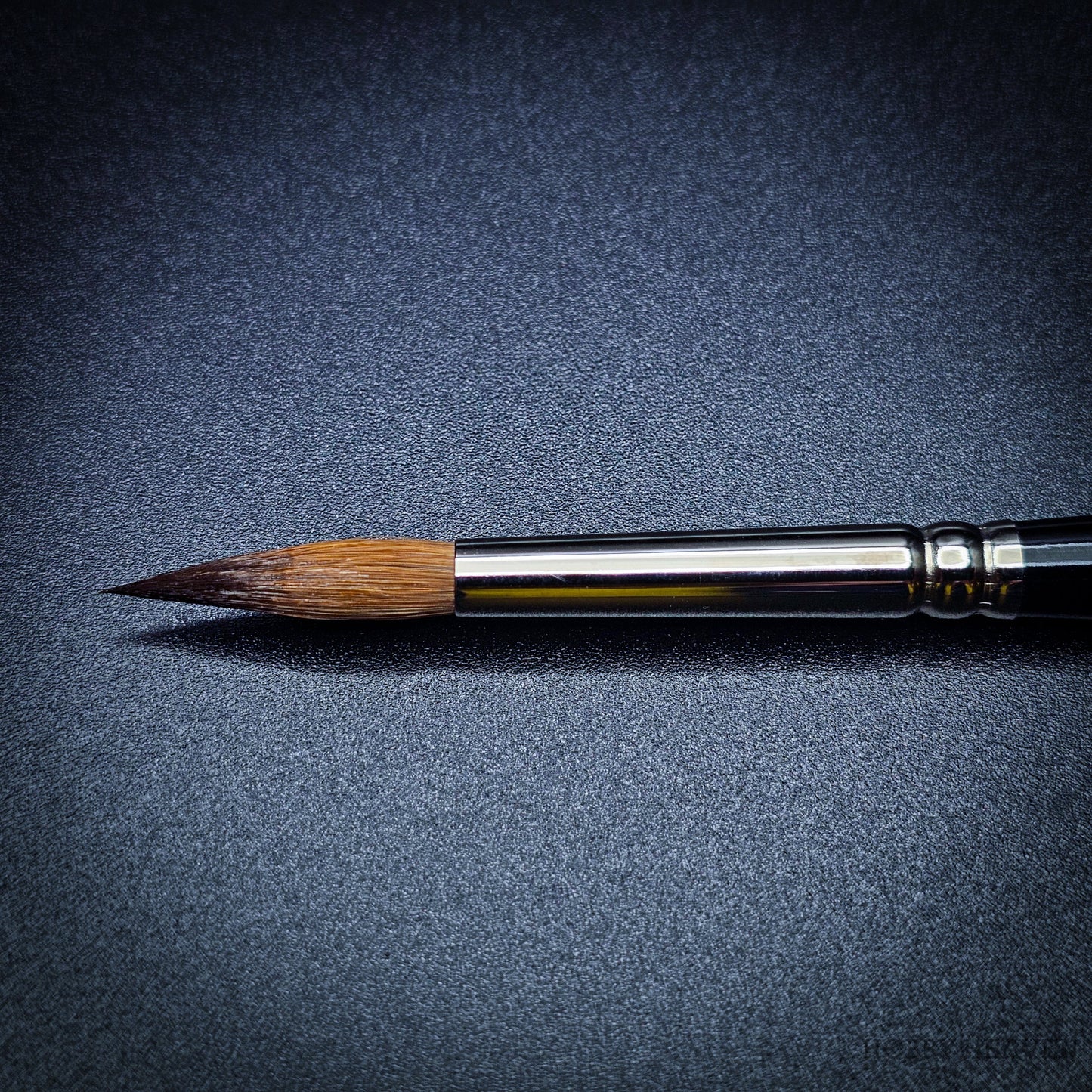 Raphael 8404 — Kolinsky Sable Round