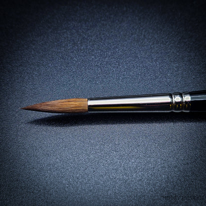 Raphael 8404 — Kolinsky Sable Round