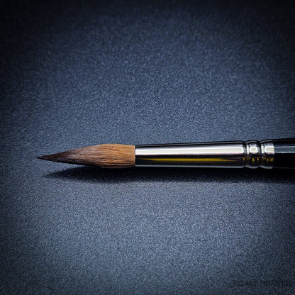 Raphael 8404 — Kolinsky Sable Round