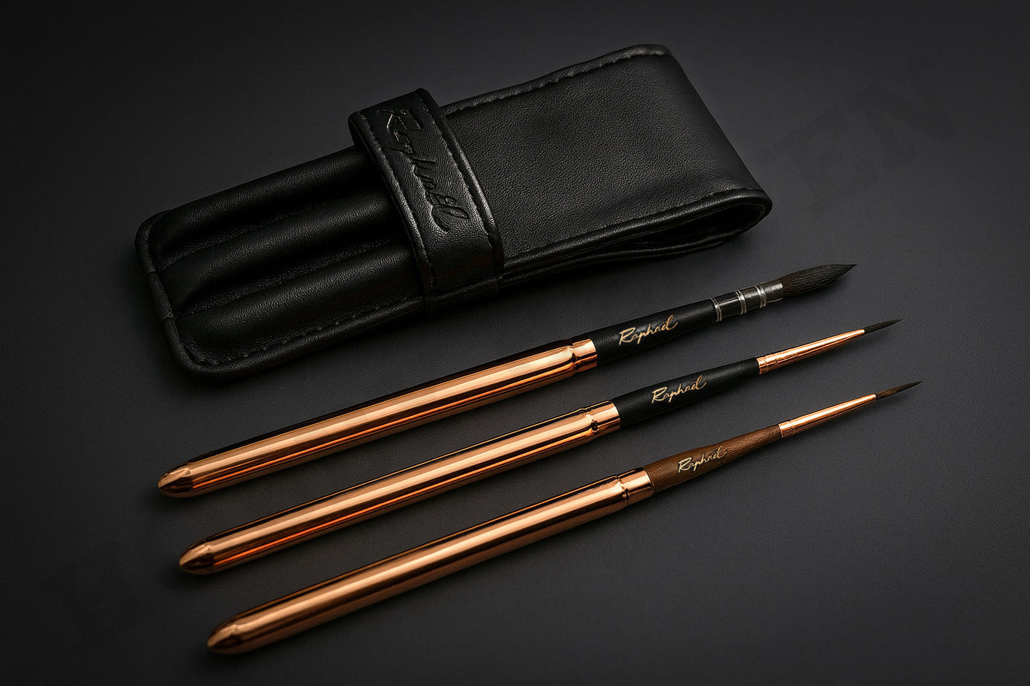 Raphael Le Voyageur Set — Synthetic