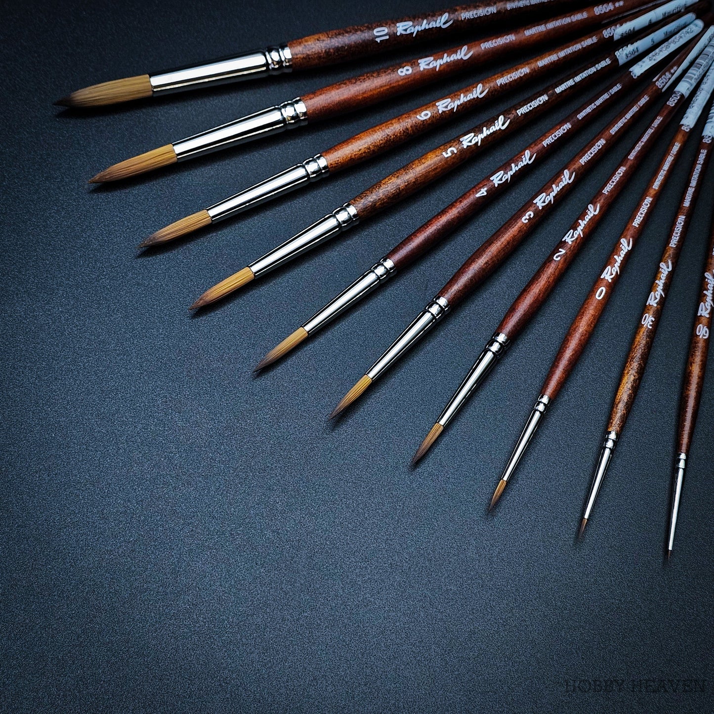 Raphael Precision 8504 — Synthetic Round